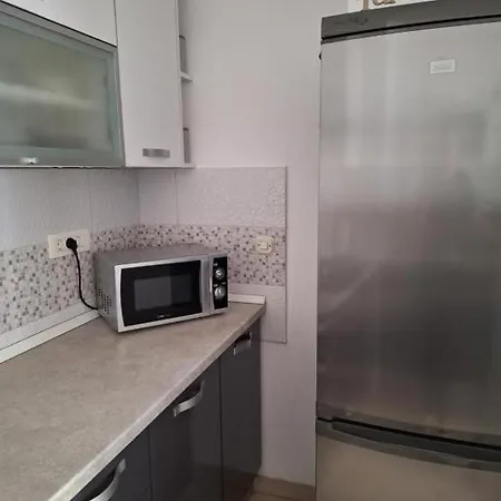 Apartman Karlo Omis