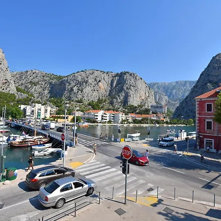 Apartman Karlo *