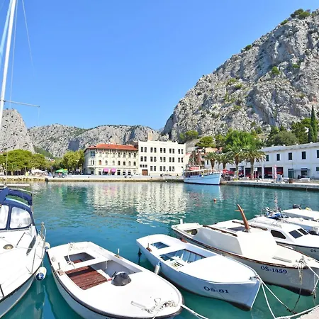 Karlo Apartman Omis